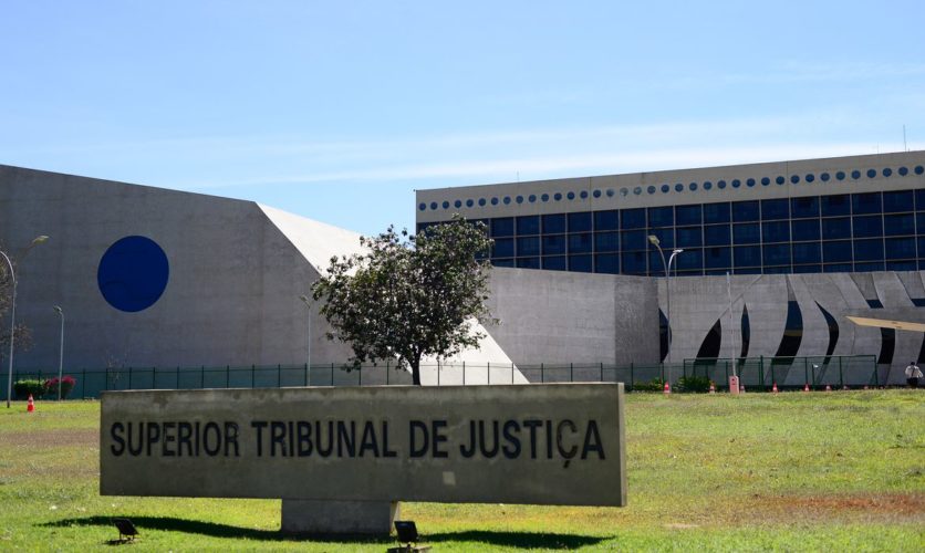 STJ: Contrato de união estável sem registro não produz efeitos